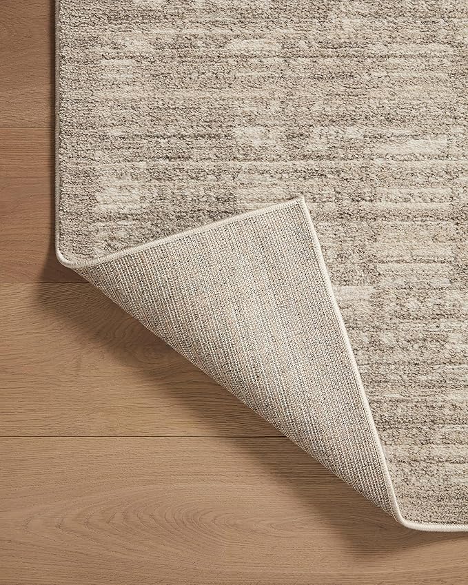 Loloi Darby Collection DAR-07 Pebble/Sand 2'-7" x 10'-0" Runner Rug